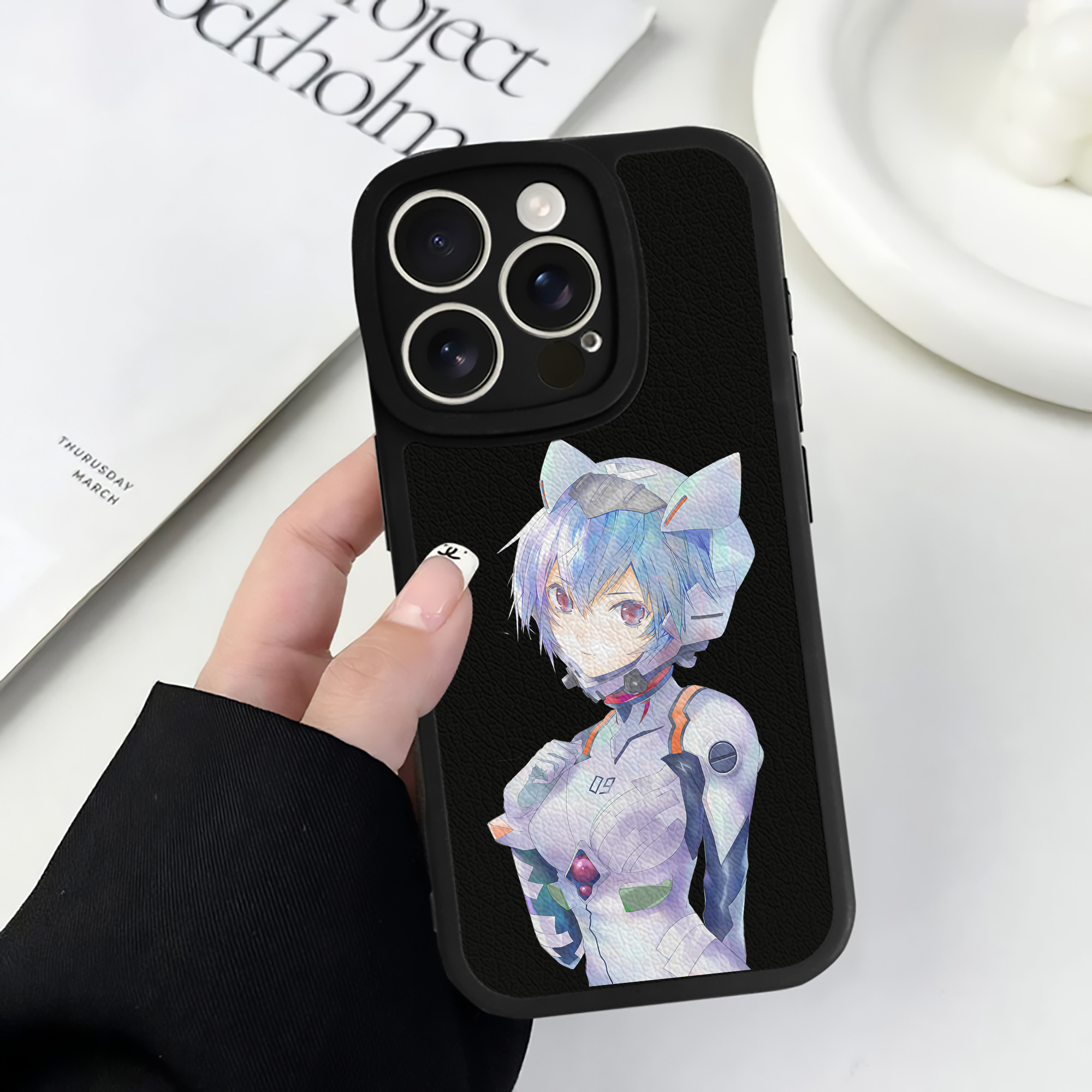 （画像用） EVA 新世紀エヴァンゲリオン 【iPhone 16シリーズ対応】シリコンスマホケース（レザー調） 材質：シリコン